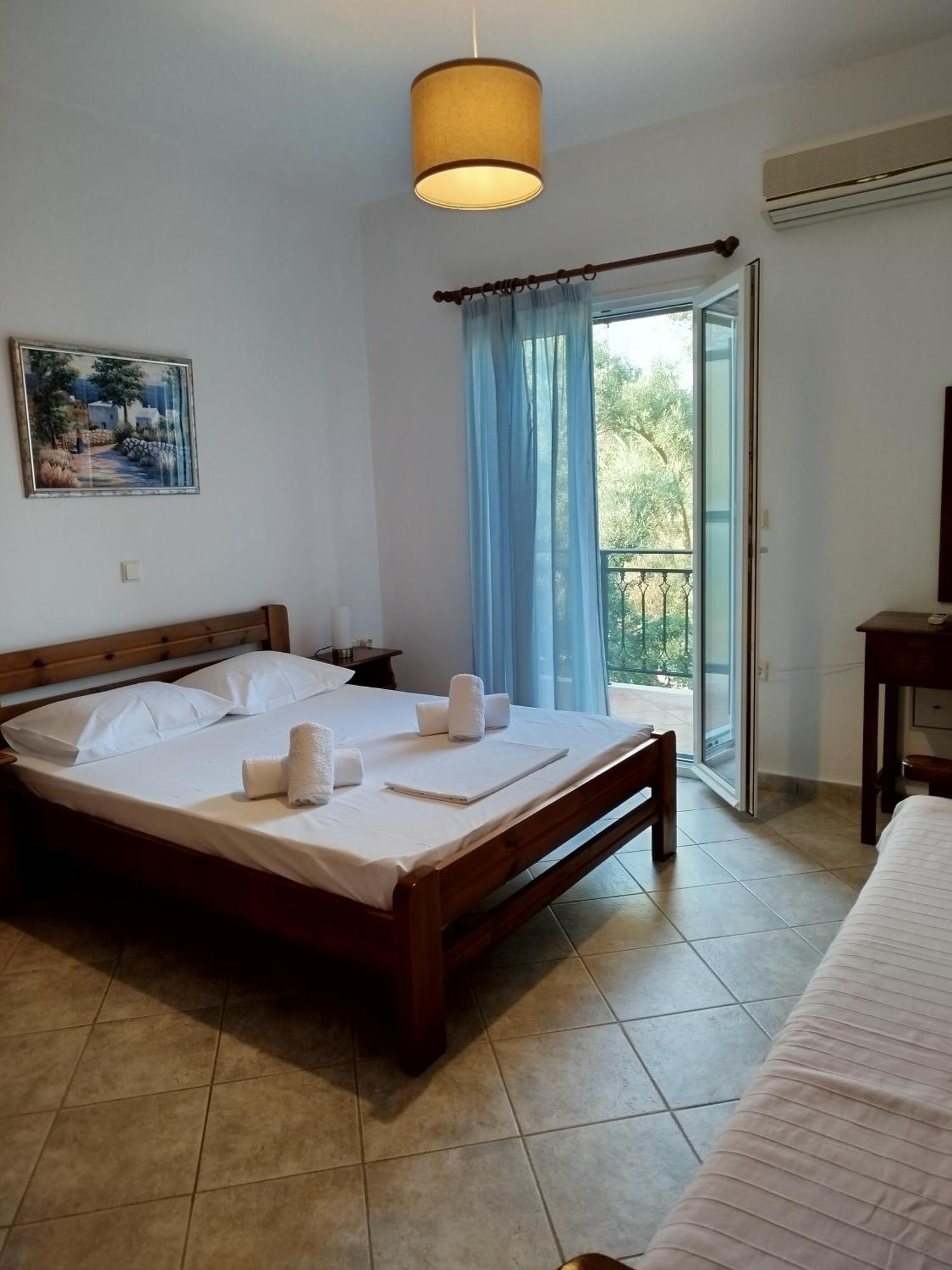 Riverside Αpartments Vasilikí Eksteriør bilde